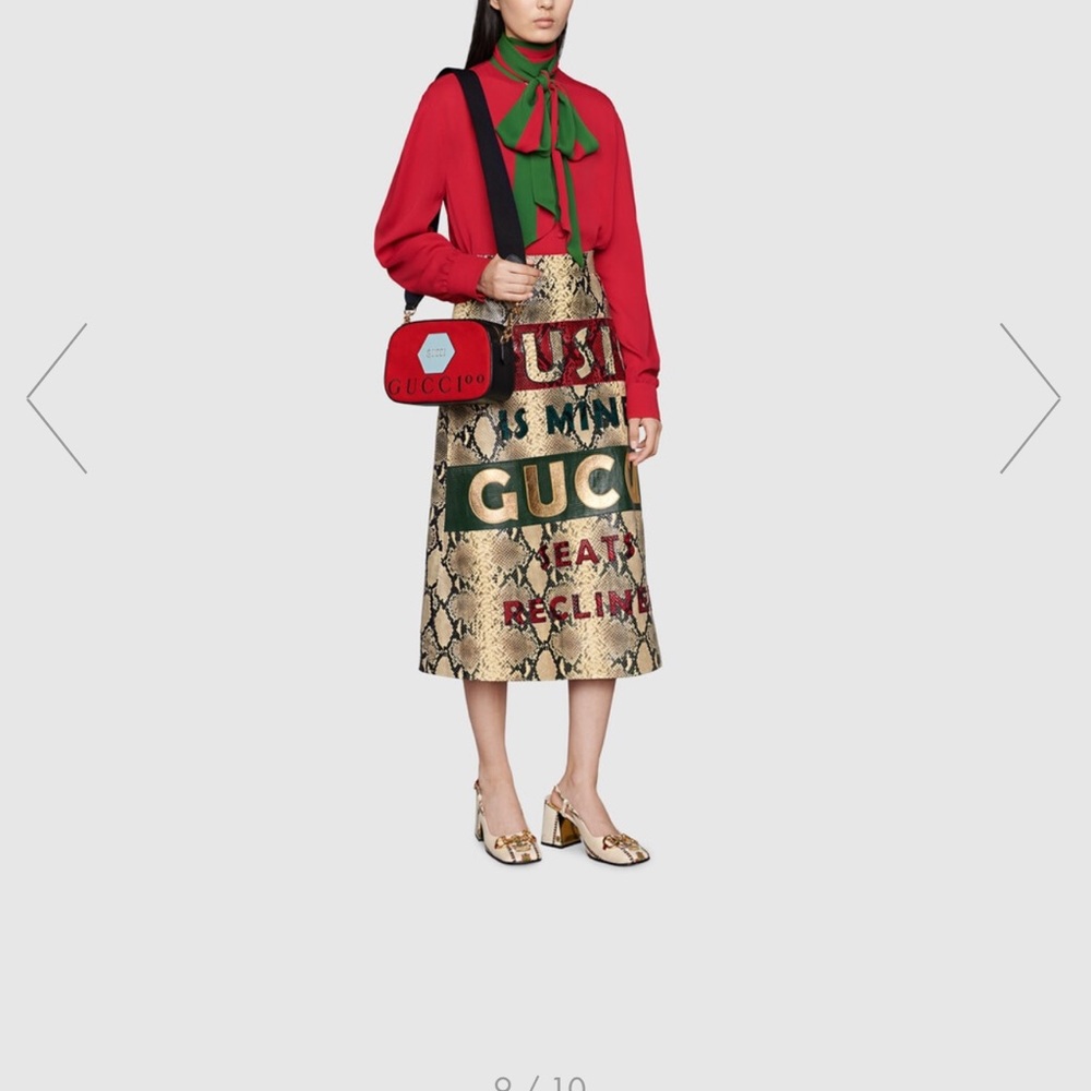 Selling this rare Gucci 100 messenger bag.